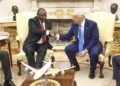 Trump y el presidente de Sudáfrica chocan sobre si existe un genocidio contra los blancos afrikáners
