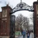 No habrá nuevas becas para Harvard, según la secretaria de Educación