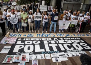 El régimen de Nicolás Maduro tiene 927 presos políticos en Venezuela
