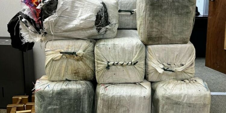 Interceptan “narcolancha” venezolana con más de media tonelada de cocaína rumbo a EE.UU.