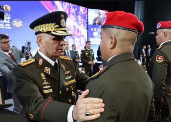INFOBAE: El régimen de Maduro aumenta las tensiones en el Ejército de Venezuela con polémicos cambios en la cúpula militar