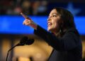 AOC, bajo investigación federal por emplear a inmigrantes ilegales y ayudar a otros a evadir el ICE