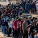 Los migrantes dan la vuelta: miles retornan desilusionados del “sueño americano”