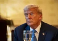 Trump acusa a Hamás de no querer un acuerdo y dice que habrá que «darles caza»
