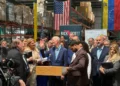 Rick Scott pide a Donald Trump y Marco Rubio intensificar la presión contra el régimen de Nicolás Maduro y liberar a estadounidenses detenidos