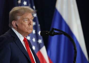 Trump dice que solo será posible liberar a los rehenes si antes se «destruye» a Hamás