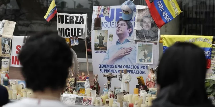 Muere el precandidato presidencial colombiano Miguel Uribe Turbay tras ser herido en un atentado en junio