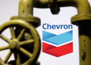 Reuters: Se espera que las exportaciones de petróleo venezolano de Chevron se reanuden este mes