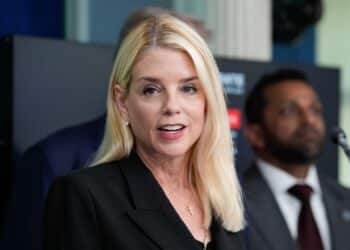 Estados Unidos incauta mansión, aviones y una granja de caballos pertenecientes a Nicolás Maduro