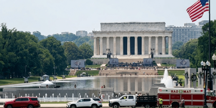 Autoridades federales en alerta tras encontrar «mensaje contra Trump» en césped del National Mall