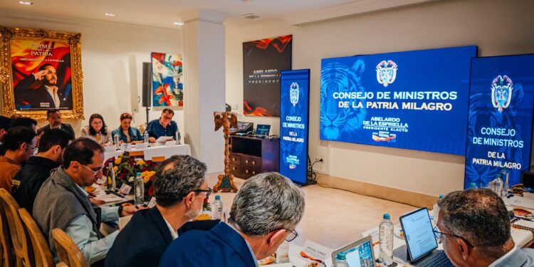 Gabinete presidencial de Abelardo De La Espriella tiene a 13 ministros confirmados