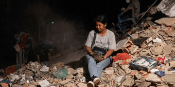 Cientos de rescatistas denunciaron cómo la burocracia en medio de los terremotos en Venezuela fue más fuerte que la capacidad de respuesta para salvar vidas.