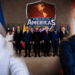 Montaje del Escudo de las Américas junto a Gustavo Petro y el presidente electo de Colombia, Abelardo de la Espriella.